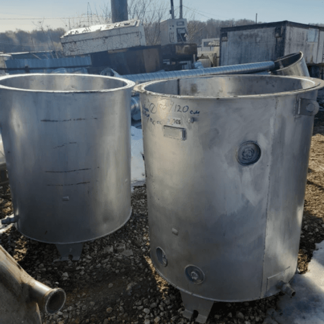 Емкость 700л  инв.7426
