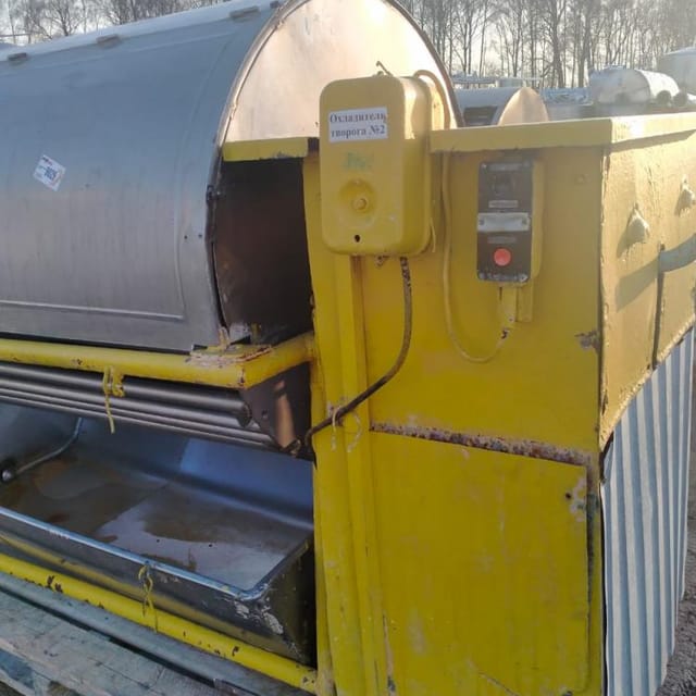 Охладитель творога УПТ с черной рамой инв.9029