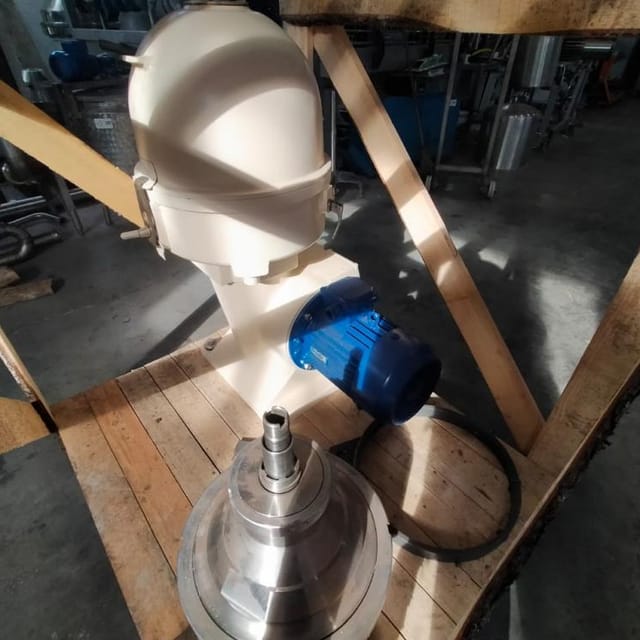 Сепаратор-сливкоотделитель Ж5-ОС2Т-3 ПЛАВА 5куб/час инв.9036