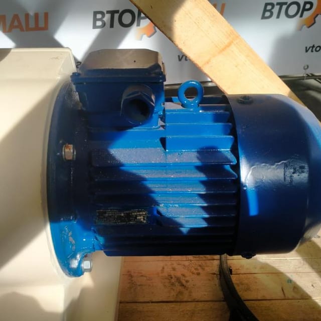 Сепаратор-сливкоотделитель Ж5-ОС2Т-3 ПЛАВА 5куб/час инв.9036