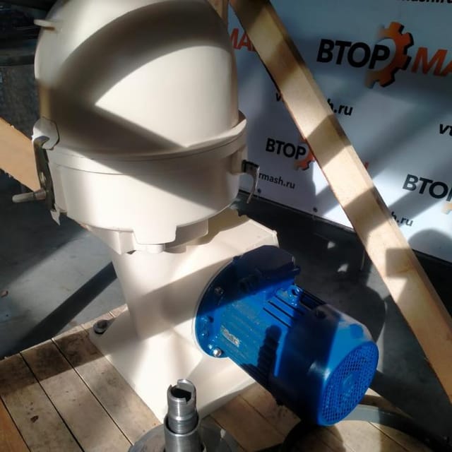 Сепаратор-сливкоотделитель Ж5-ОС2Т-3 ПЛАВА 5куб/час инв.9036