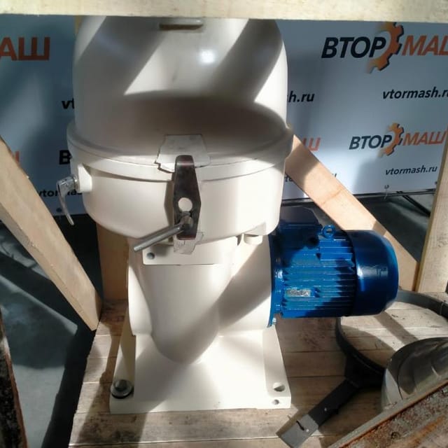 Сепаратор-сливкоотделитель Ж5-ОС2Т-3 ПЛАВА 5куб/час инв.9036