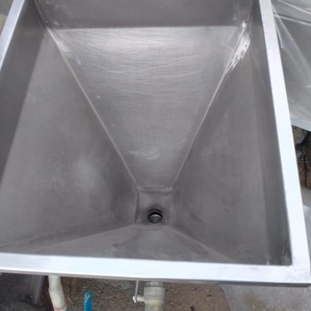 Емкость рассольная 600л инв.9038