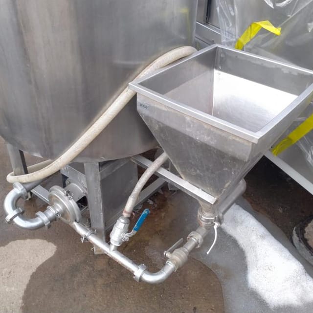 Емкость рассольная 600л инв.9038