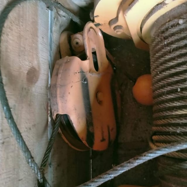 Электрическая таль инв.9046