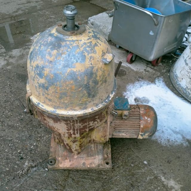 Сепаратор-молокоочиститель Ж5-ОМБ4 ПЛАВА инв.9047