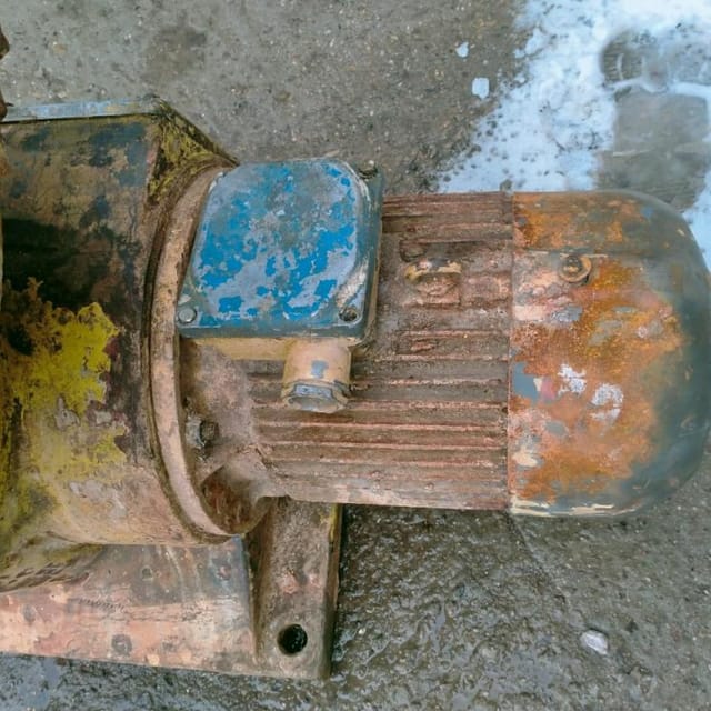 Сепаратор-молокоочиститель Ж5-ОМБ4 ПЛАВА инв.9047