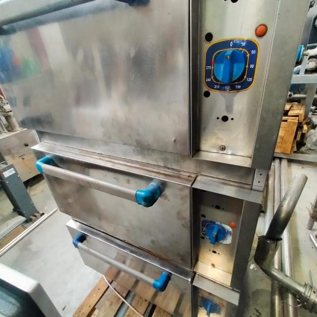 Шкаф жарочный ШЖЭ-3 инв.9487