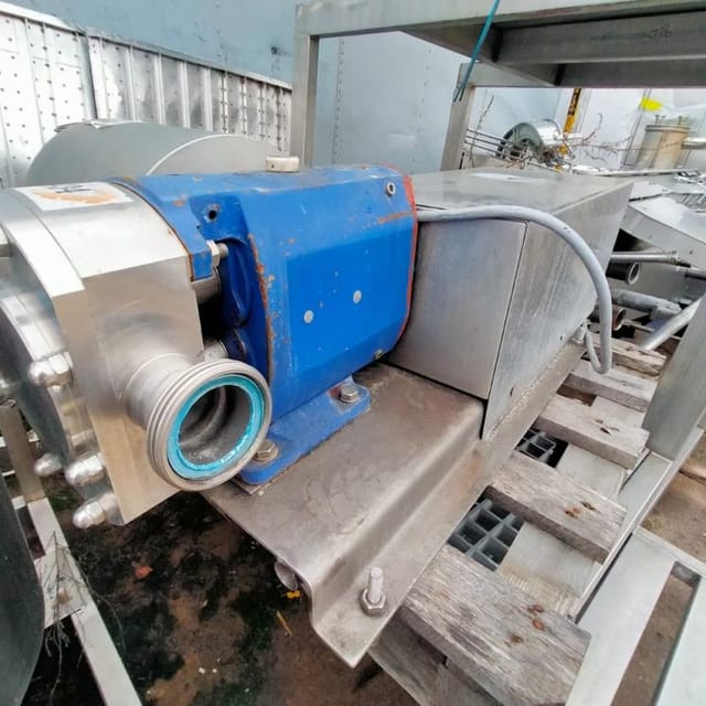 Насос кулачковый Alfa Laval SRU3/038/LS инв.9434