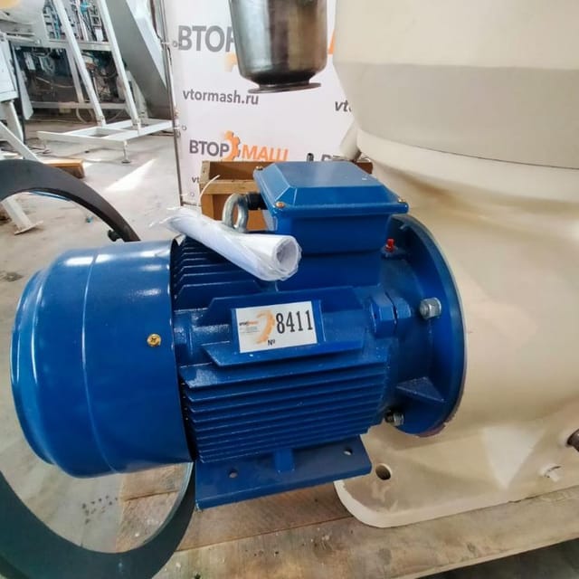 Сепаратор-сливкоотделитель марки Ж5-ОС2Н-С 10куб/час инв.8411