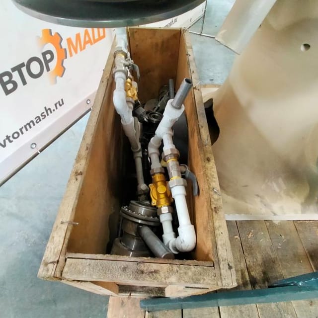 Сепаратор-сливкоотделитель марки Ж5-ОС2Н-С 10куб/час инв.8411