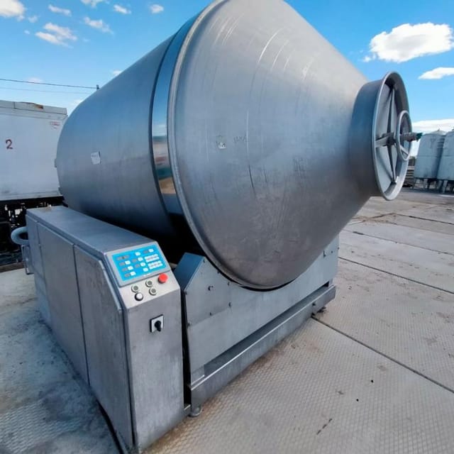 Вакуумный массажер Metalbud Nowicki 6000л инв.8138