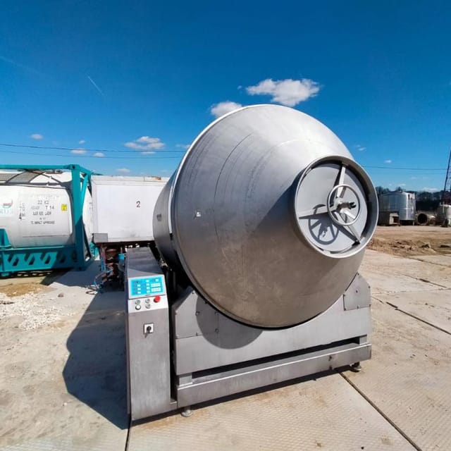 Вакуумный массажер Metalbud Nowicki 6000л инв.8138