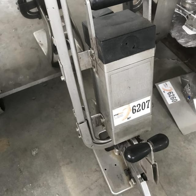 Клипсатор POLI CLIP инв.6207