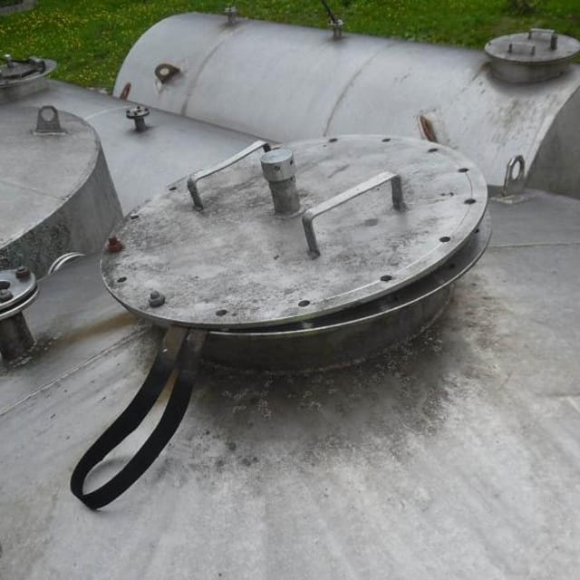 Емкость 4м3 .нерж коническое дно е.1959