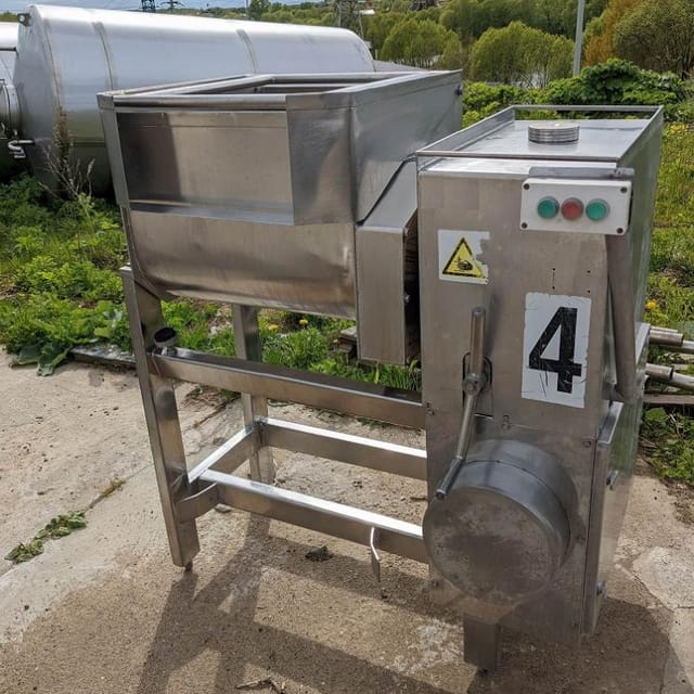 Фаршемешалка 135л лопастная