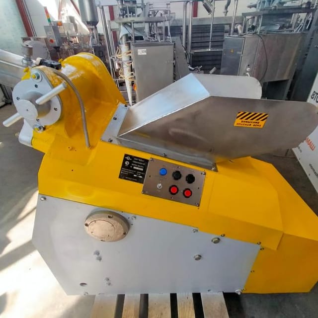 Гомогенизатор масла М6-ОГА инв.8455