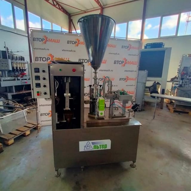 Полуавтомат розлива и упаковки АЛЬТЕР-04, пюр пак инв.1378