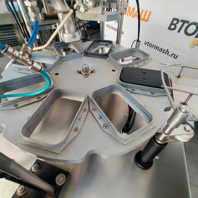 Фасовщик в ванночки АДНК 39М инв.8177