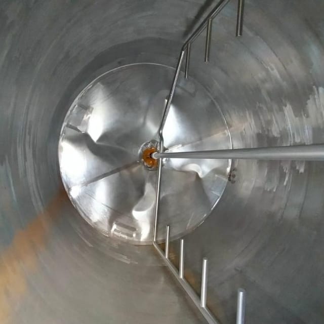 Термос 10м3 с мешалкой е.1915