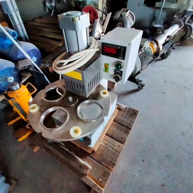 Запайщик стаканчиков ПОЛУР 250 е.1912