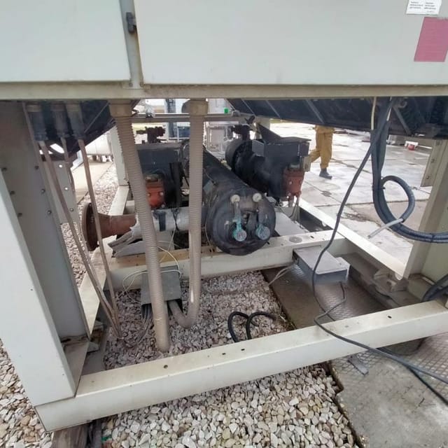 Чиллер McQuay 300-525 кВт инв.9617