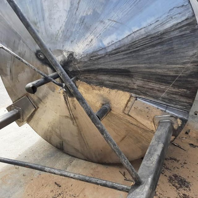 Емкость 12м3 нержавейка вертикальная е.1056