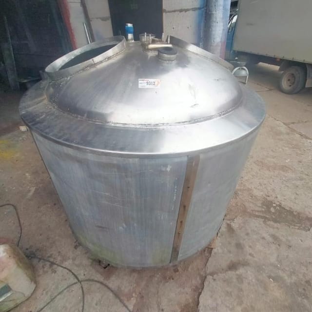 Емкость с рубашкой 1000л инв.9312