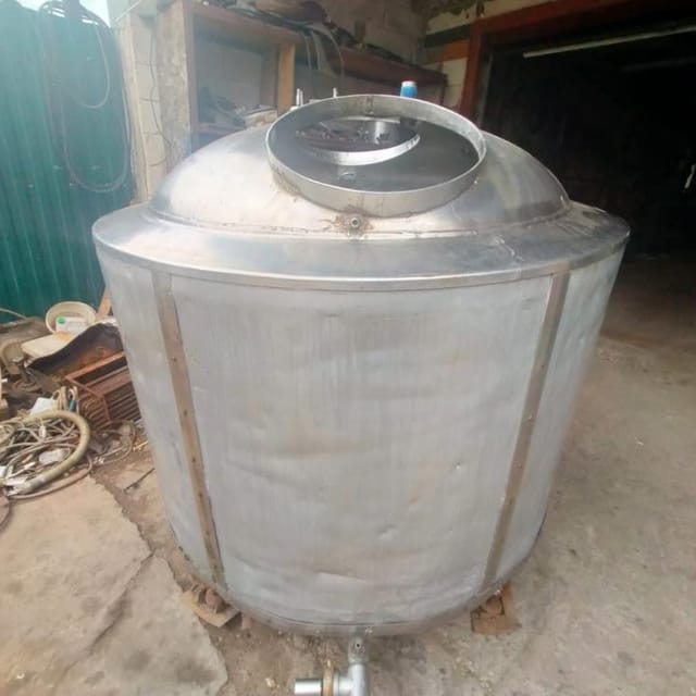 Емкость с рубашкой 1000л инв.9312