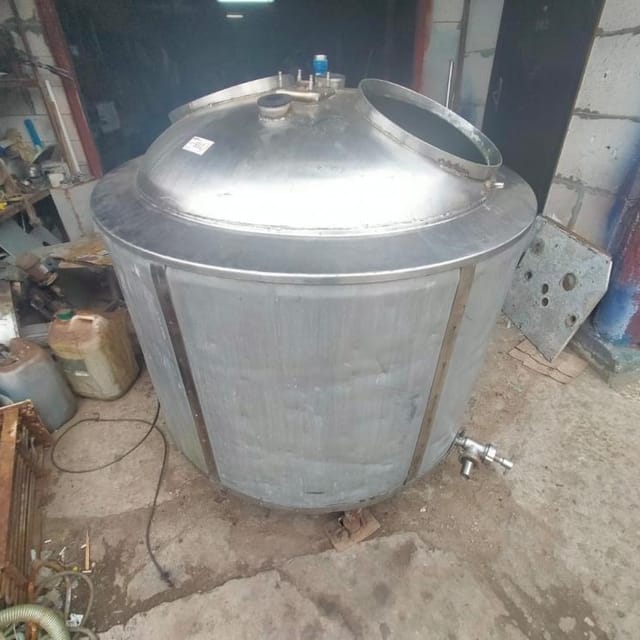 Емкость с рубашкой 1000л инв.9312