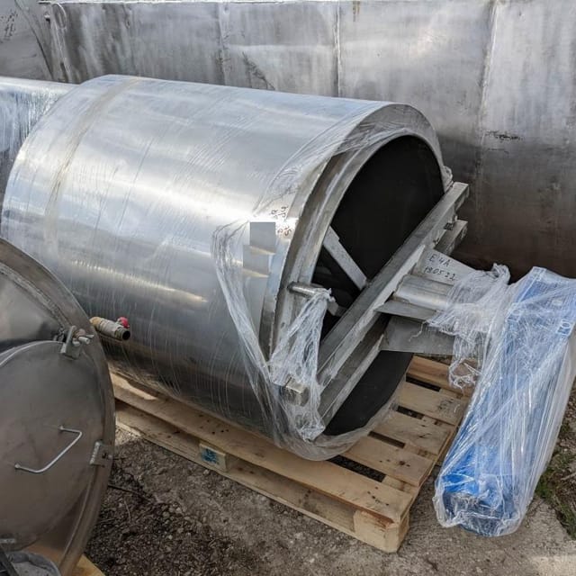 Емкость нержавейка 0,37м3 ,термос е.1914