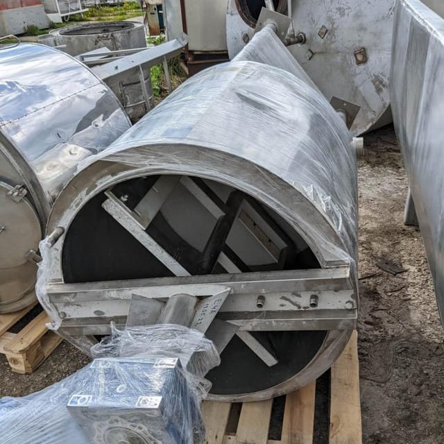 Емкость нержавейка 0,37м3 ,термос е.1914