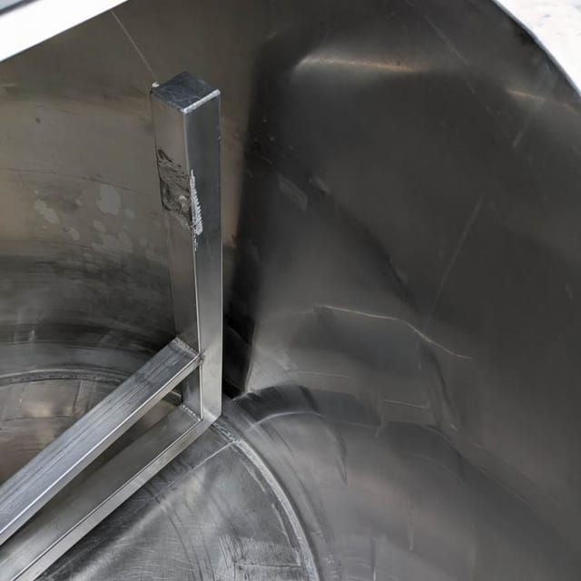 Емкость 350л с рубашкой и мешалкой