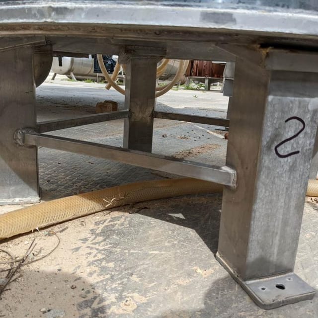 Емкость 350л с рубашкой и мешалкой