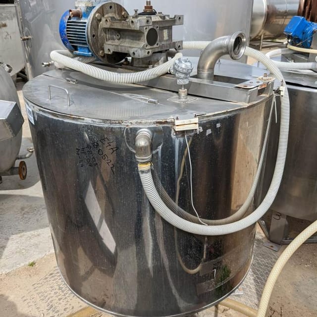 Емкость 350л с рубашкой и мешалкой
