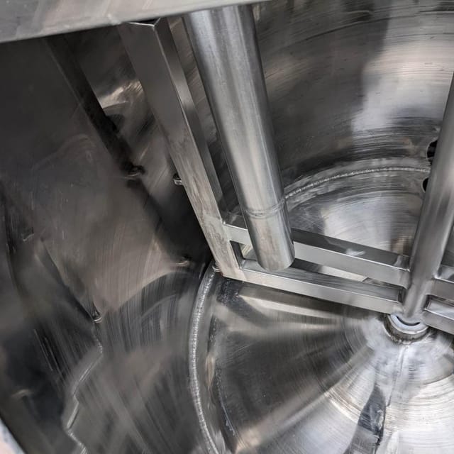 Емкость нержавейка 350л с мешалкой е.1931