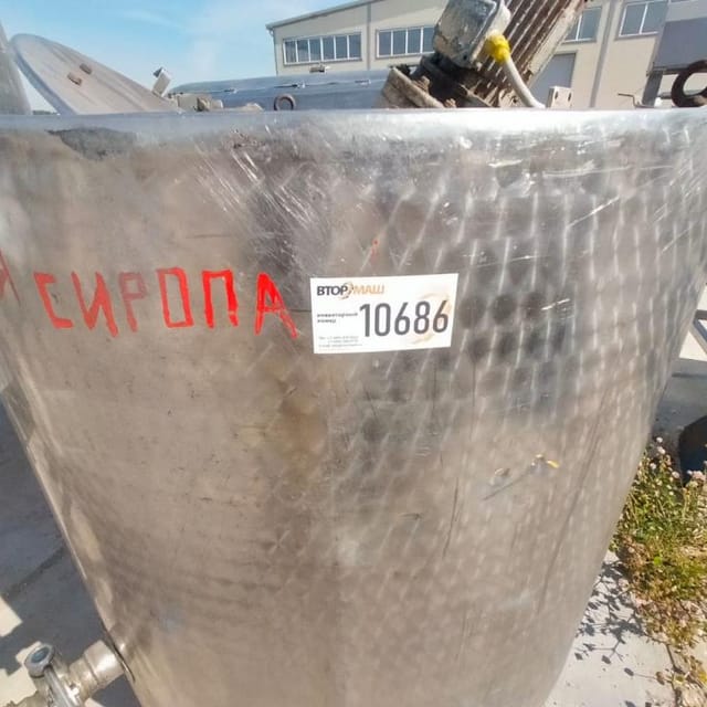 Емкость 350л с рубашкой и мешалкой инв.10686