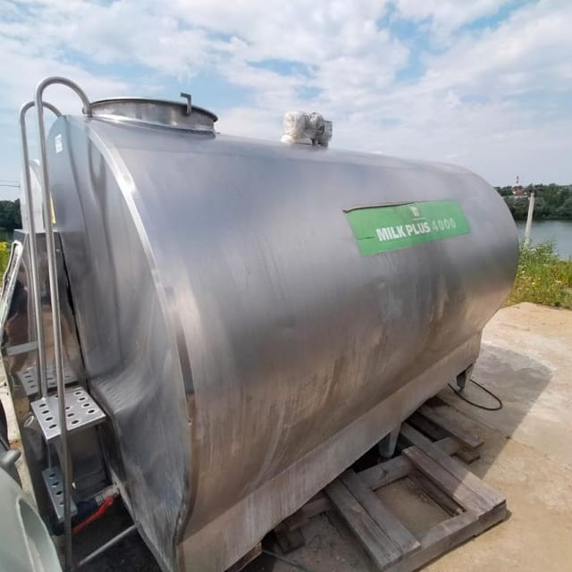 Танк охладитель Милк плюс 4000 без холодильной установки.