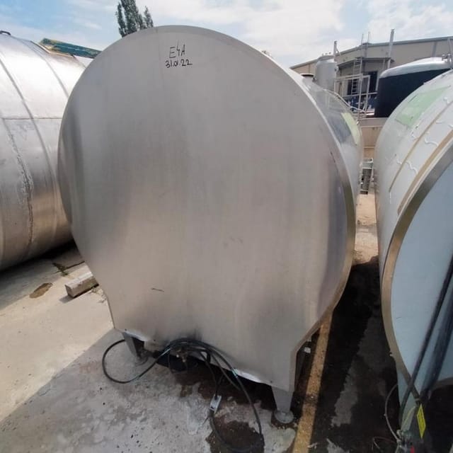 Танк охладитель Милк плюс 4000 без холодильной установки.