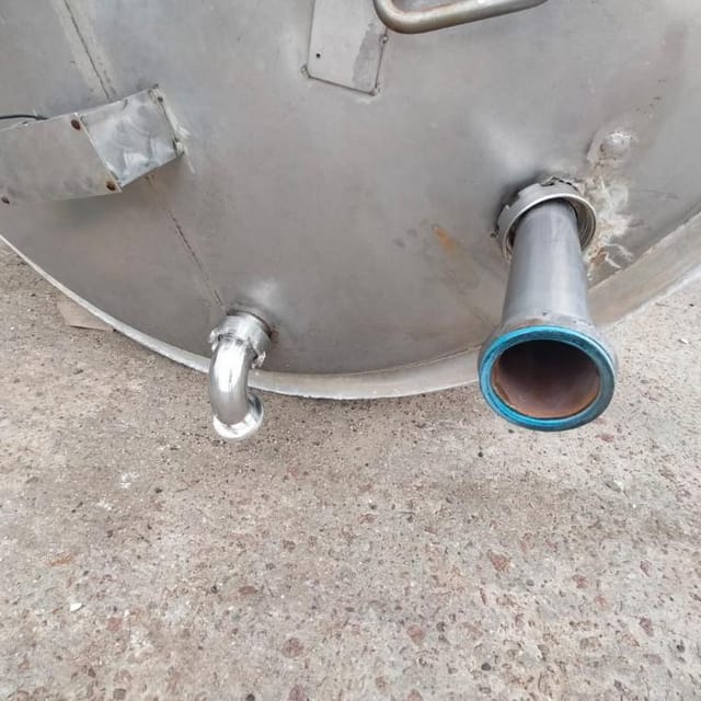 Емкость 2000л инв.7082