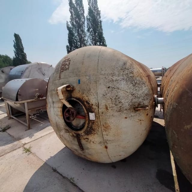 Эмалированная ёмкость 10 кубов инв.7031