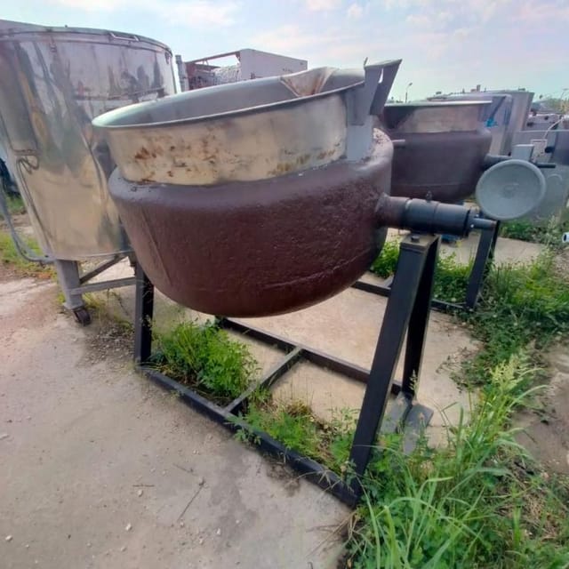 Котёл опрокидывающийся 250л инв.7660