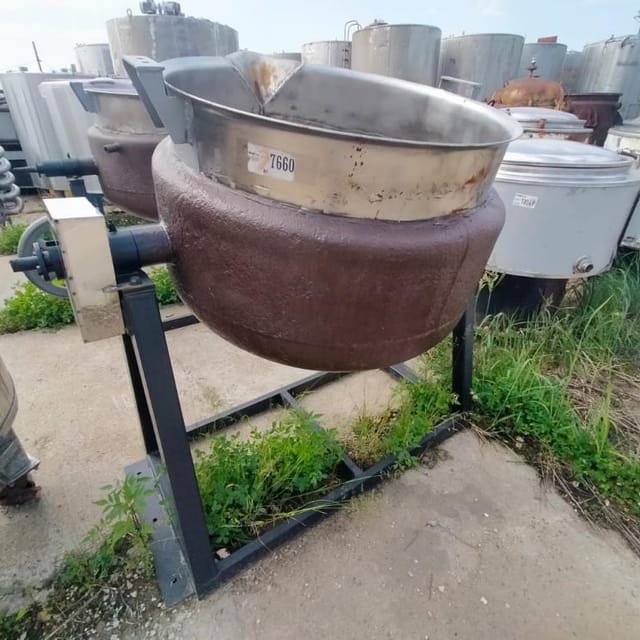 Котёл опрокидывающийся 250л инв.7660