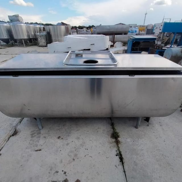 Установка молокоохладительная SM 20-2 2000л инв.7240
