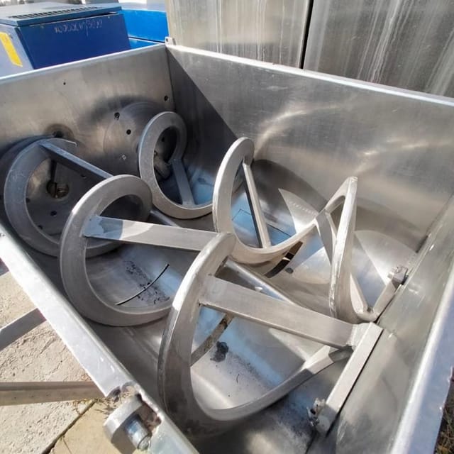 Фаршемешалка Л5-ФМ2-У-335  335л с подъемником инв.10688