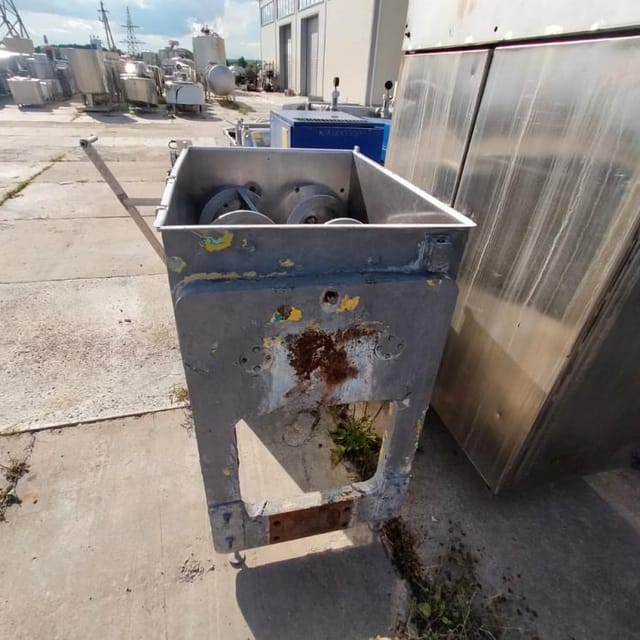 Фаршемешалка Л5-ФМ2-У-335  335л с подъемником инв.10688