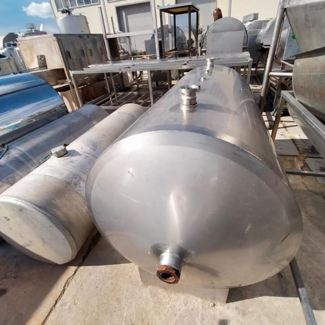 Емкость 1200л инв.7987