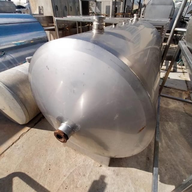 Емкость 1200л инв.7987