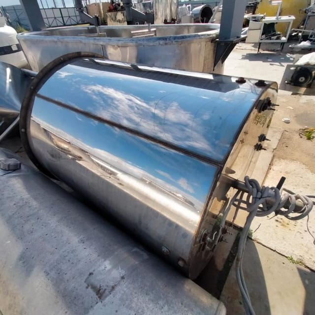 Емкость 1000л бойлер инв.7280