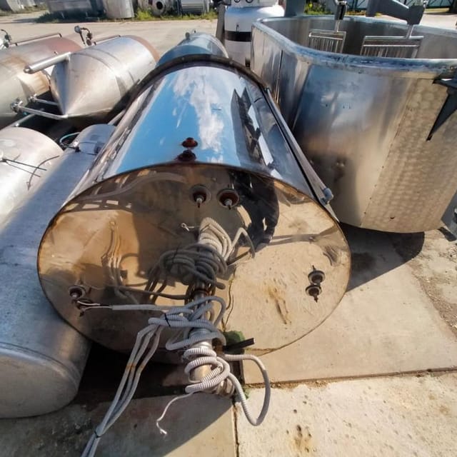 Емкость 1000л бойлер инв.7280